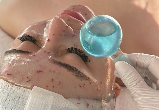 Aura detox facial